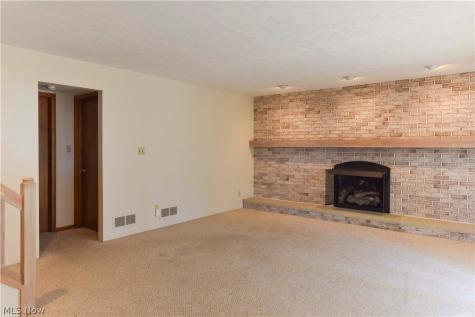 13530 Amodio Avenue NW Uniontown OH 44685