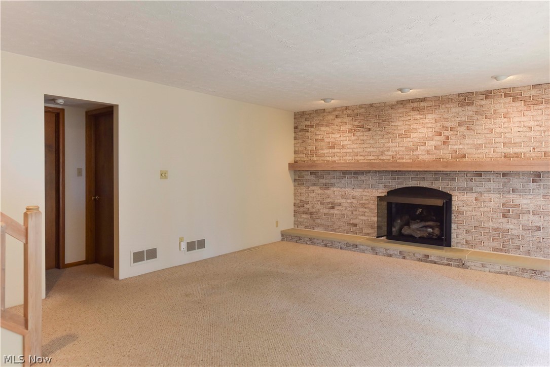 13530 Amodio Avenue NW Uniontown OH 44685