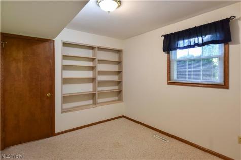 13530 Amodio Avenue NW Uniontown OH 44685