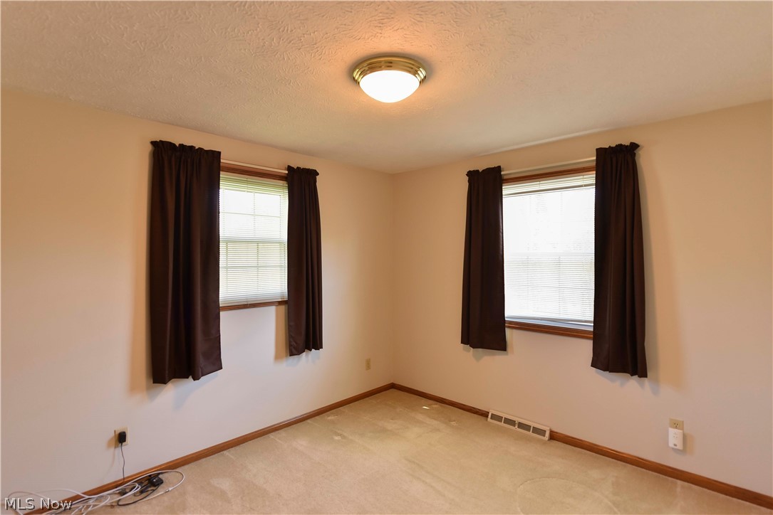 13530 Amodio Avenue NW Uniontown OH 44685