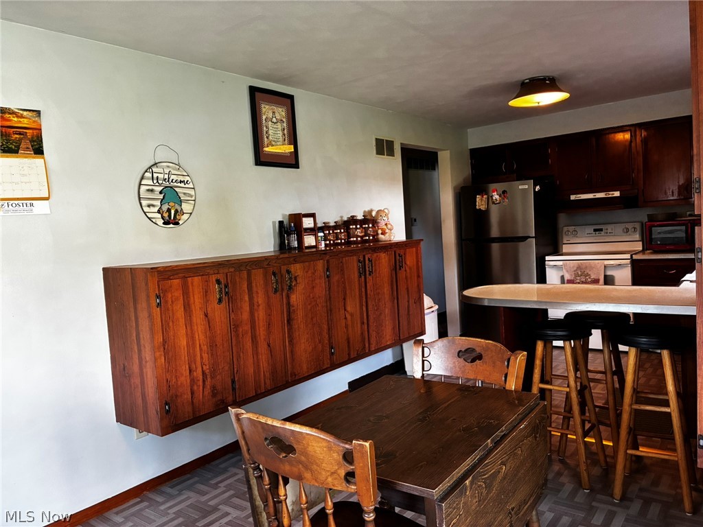 21 Sarah Boulevard Toronto OH 43964