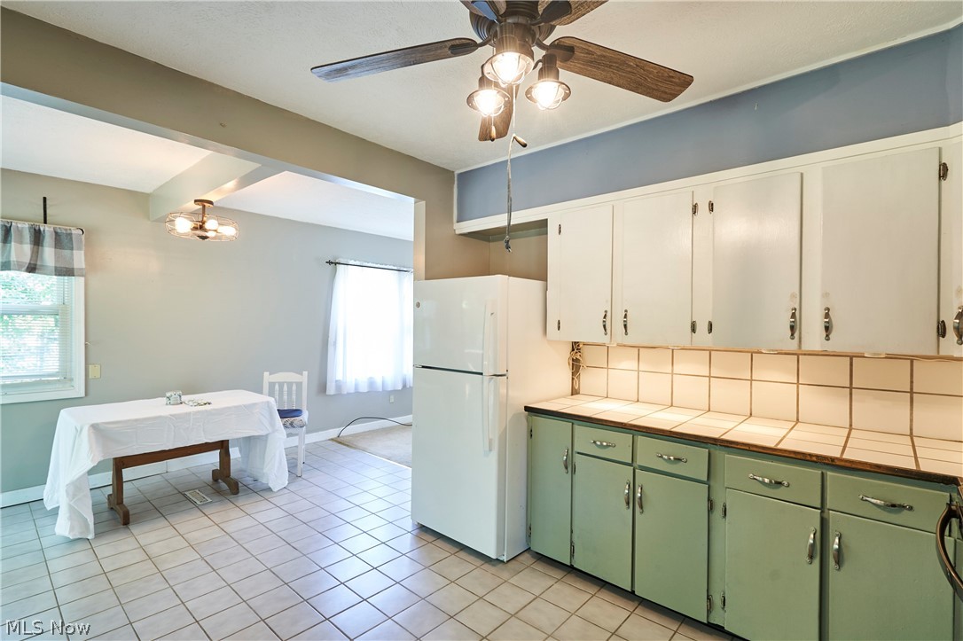 7091 Akron Avenue NW New Franklin OH 44614