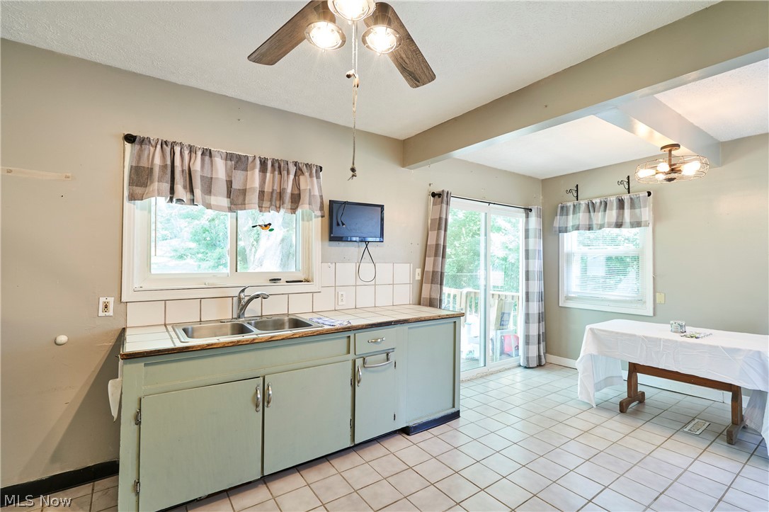 7091 Akron Avenue NW New Franklin OH 44614