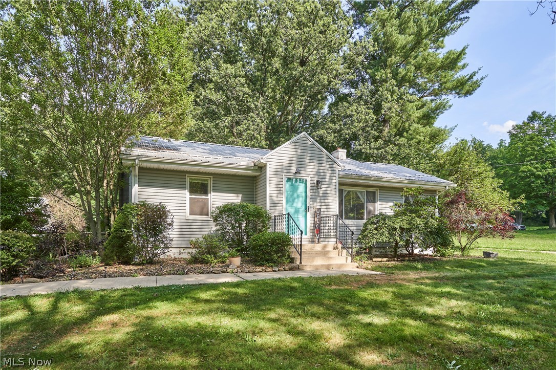 7091 Akron Avenue NW New Franklin OH 44614