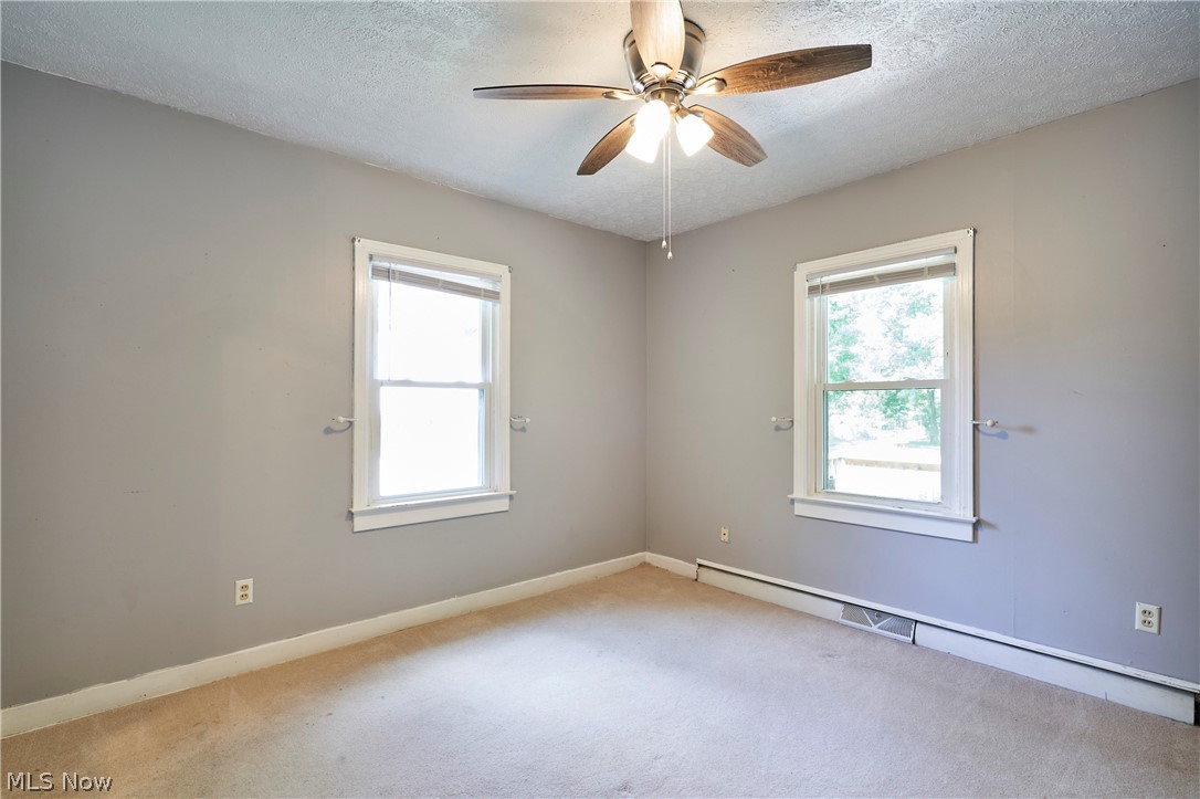 7091 Akron Avenue NW New Franklin OH 44614