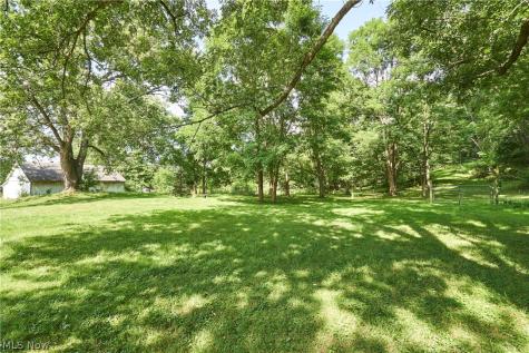 7091 Akron Avenue NW New Franklin OH 44614
