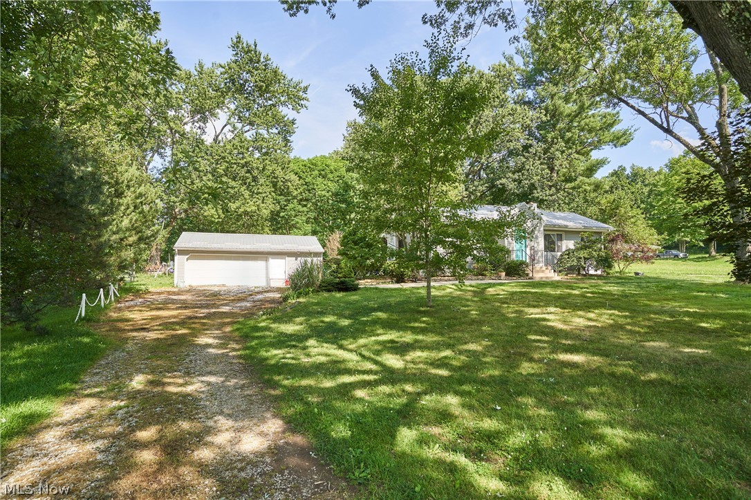 7091 Akron Avenue NW New Franklin OH 44614