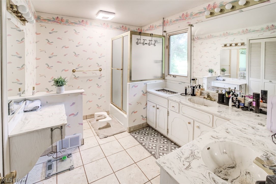 17444 Long Meadow Trail Chagrin Falls OH 44023
