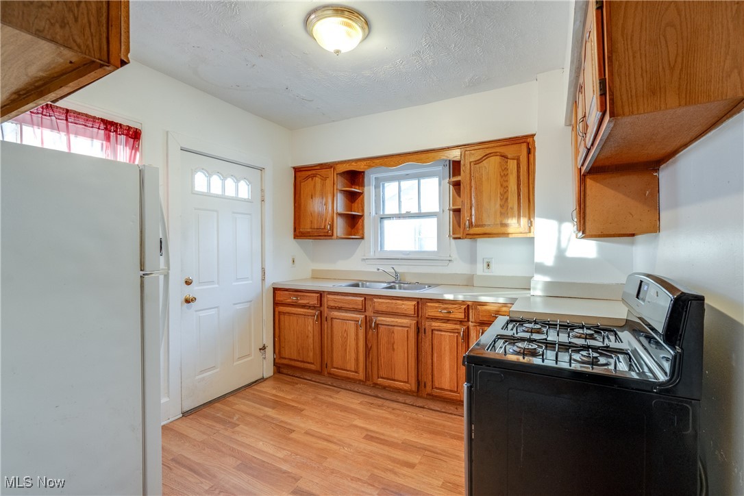 1228 Murray Avenue Akron OH 44310
