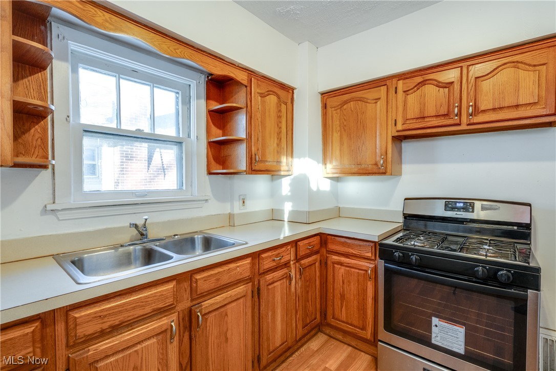 1228 Murray Avenue Akron OH 44310