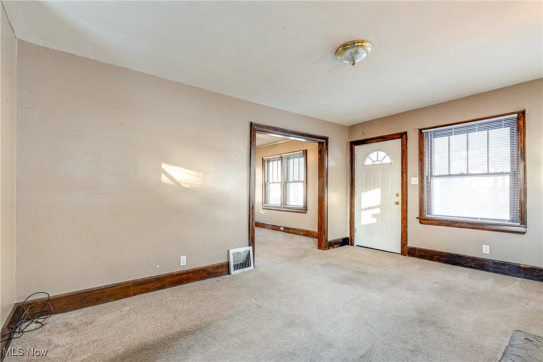 1228 Murray Avenue Akron OH 44310