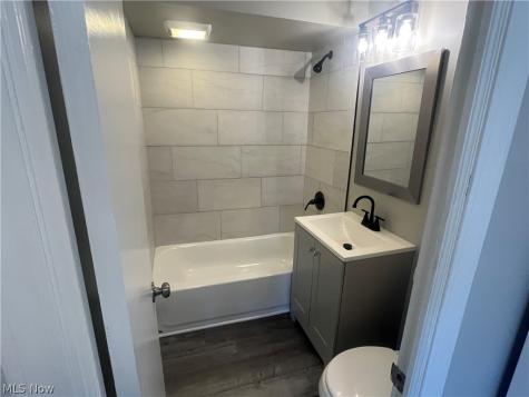 4464 W 138th Street Cleveland OH 44135