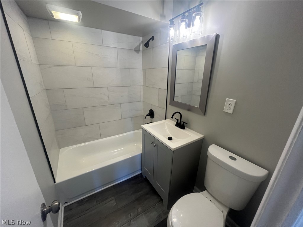 4464 W 138th Street Cleveland OH 44135