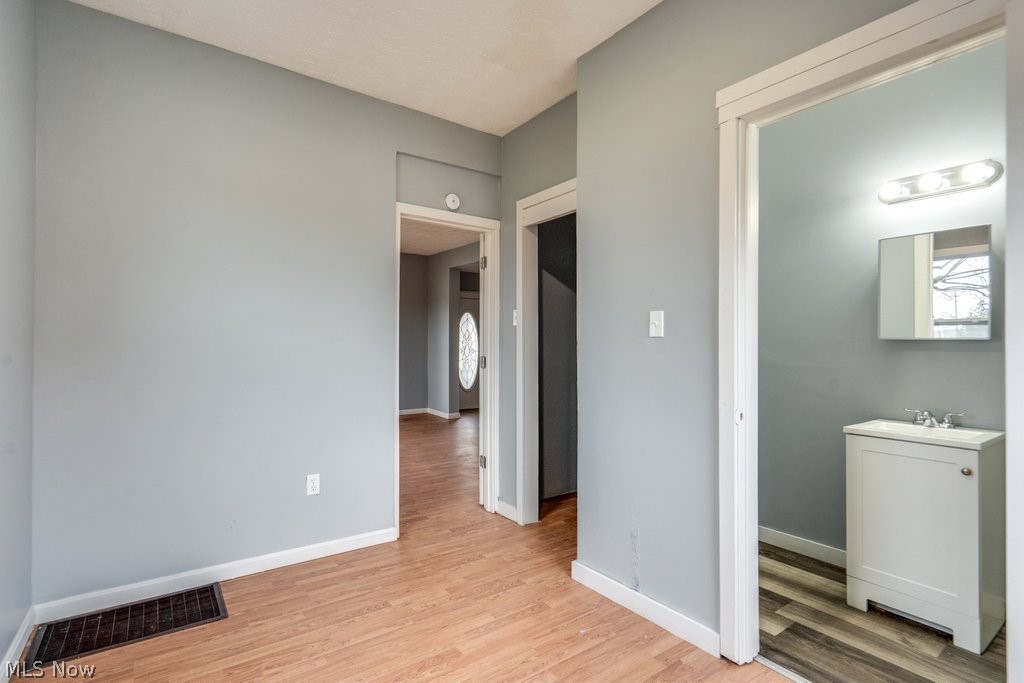 1607 9th Street SW Canton OH 44706