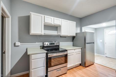 1607 9th Street SW Canton OH 44706