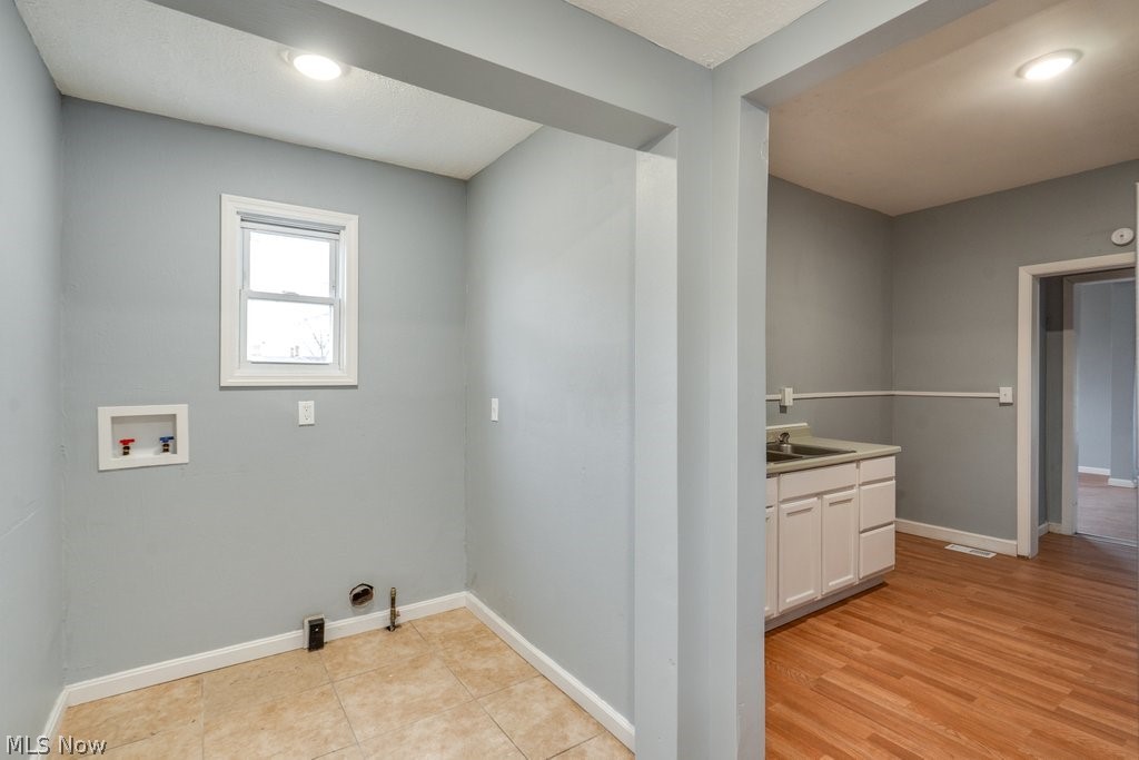 1607 9th Street SW Canton OH 44706