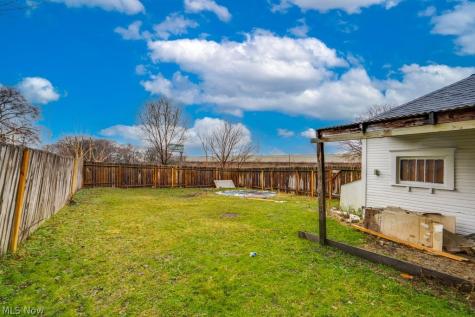 1607 9th Street SW Canton OH 44706