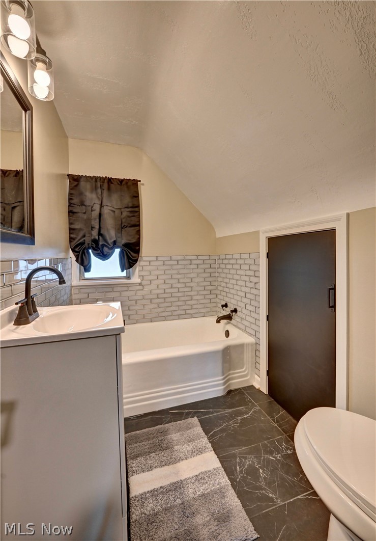 2119 Maple Avenue NE Canton OH 44714