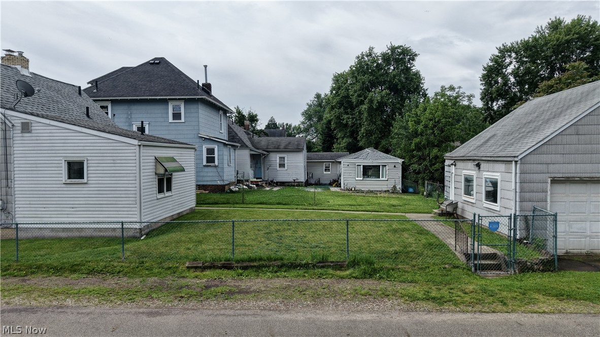 2119 Maple Avenue NE Canton OH 44714