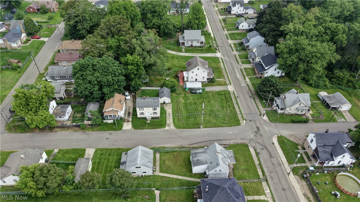 2119 Maple Avenue NE Canton OH 44714