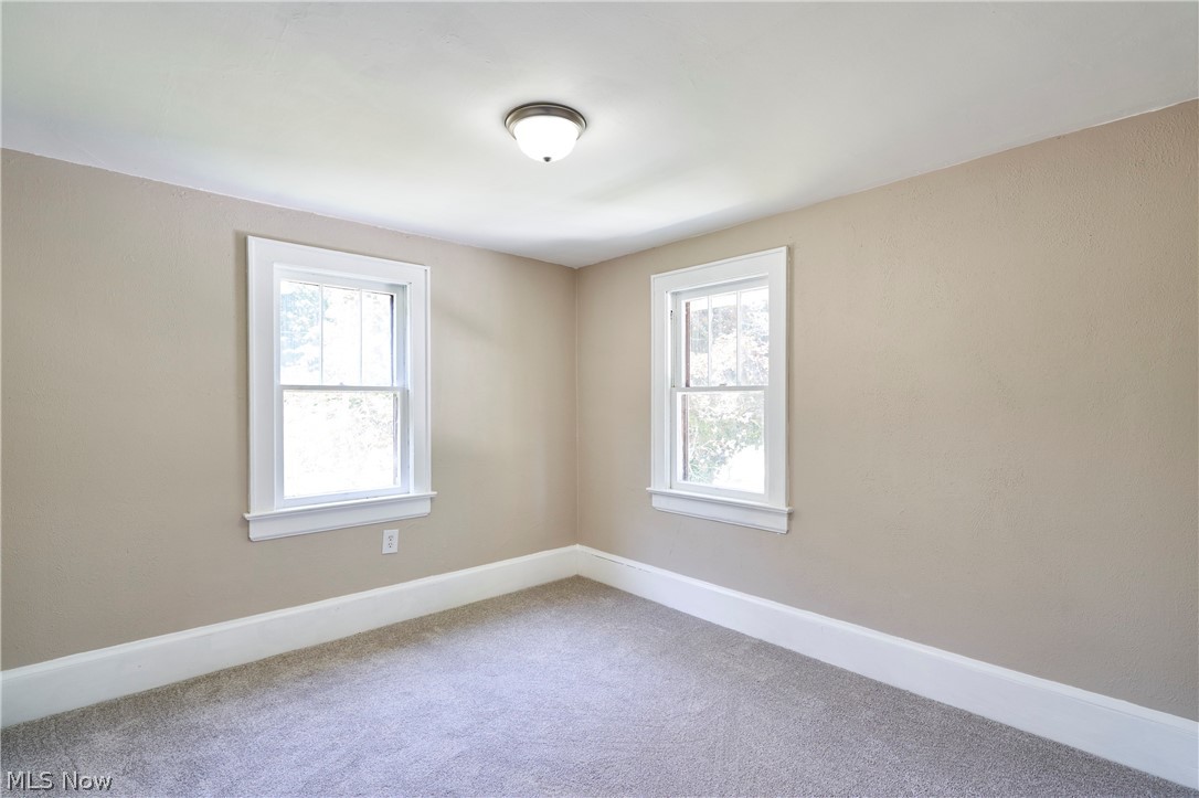 1102 Diagonal Road Akron OH 44320