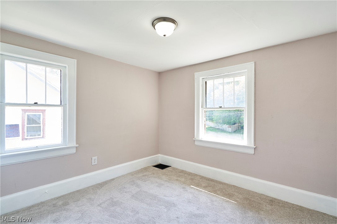 1102 Diagonal Road Akron OH 44320