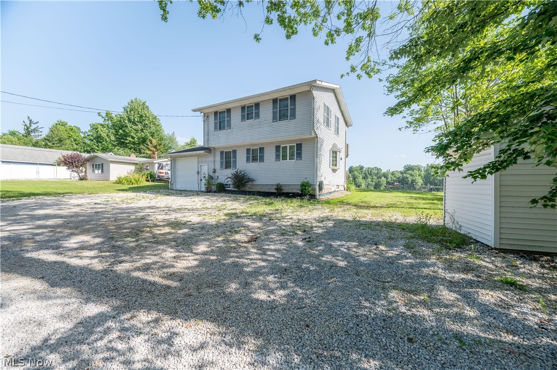 9388 Pearl Drive North Benton OH 44449