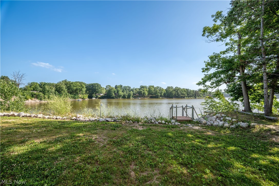 9388 Pearl Drive North Benton OH 44449