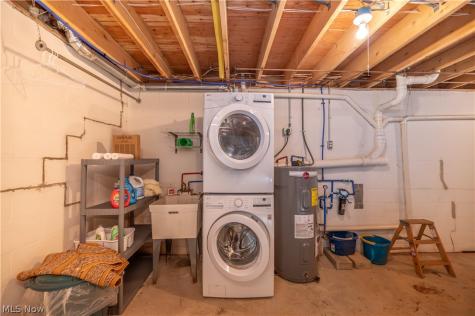 9388 Pearl Drive North Benton OH 44449