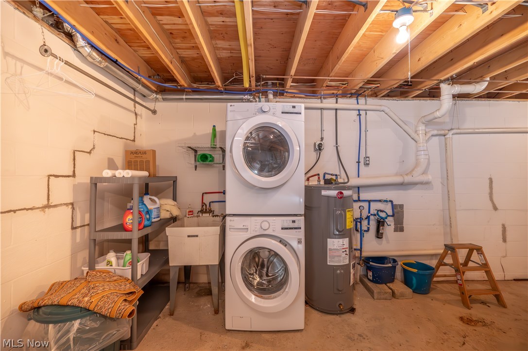 9388 Pearl Drive North Benton OH 44449