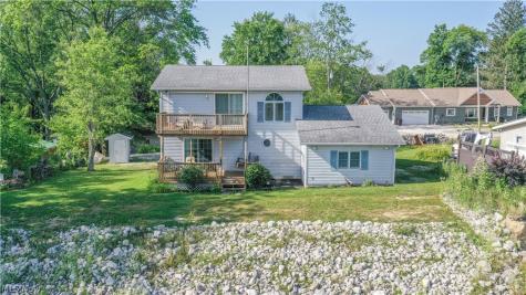 9388 Pearl Drive North Benton OH 44449