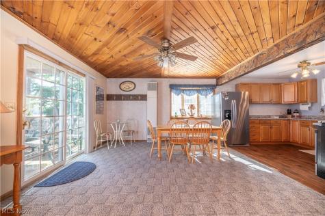 9388 Pearl Drive North Benton OH 44449