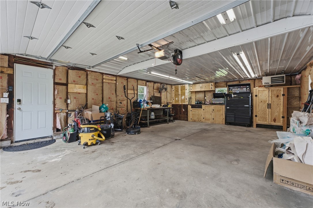 5104 Arlington Road Green OH 44720
