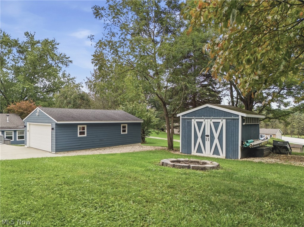 5104 Arlington Road Green OH 44720