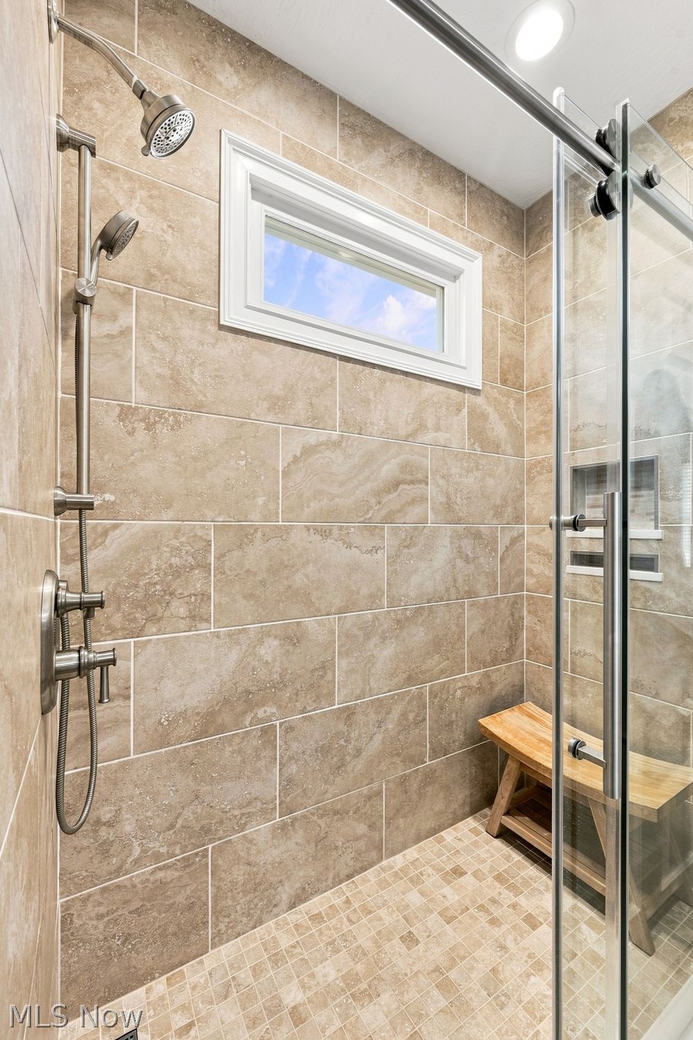 1983 Fox Trace Trail Cuyahoga Falls OH 44223