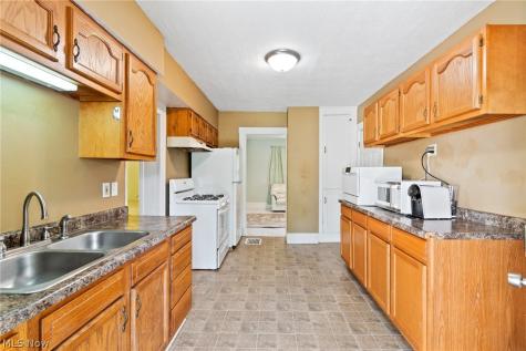777 Montana Avenue Akron OH 44314