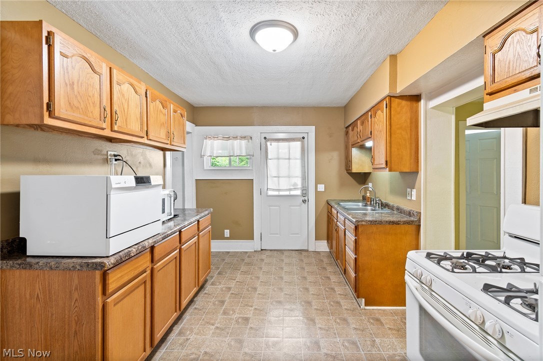 777 Montana Avenue Akron OH 44314