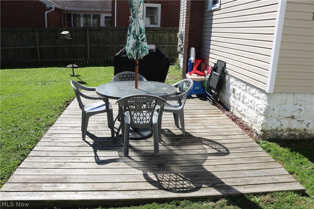 1567 Glenmount Avenue Akron OH 44301