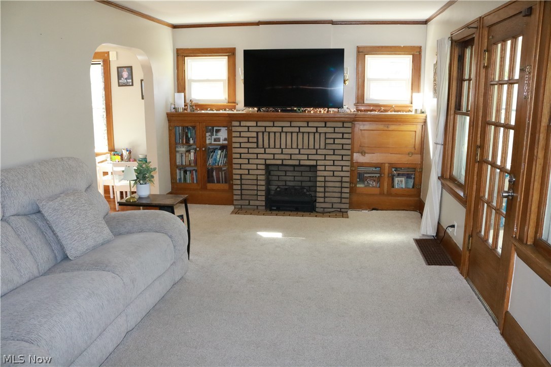 1567 Glenmount Avenue Akron OH 44301