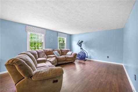 4583 Wildflower Drive Uniontown OH 44720