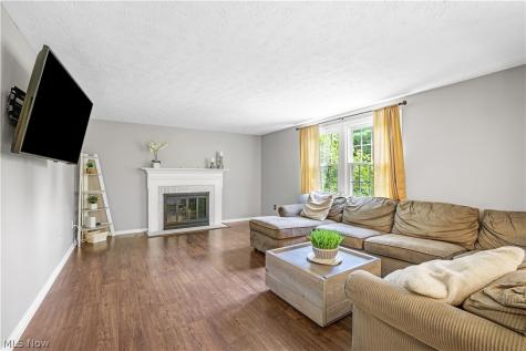 4583 Wildflower Drive Uniontown OH 44720