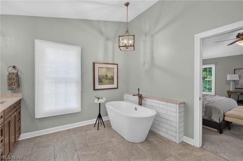 2883 Hawkins Lane Twinsburg OH 44087