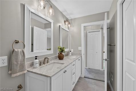 2883 Hawkins Lane Twinsburg OH 44087