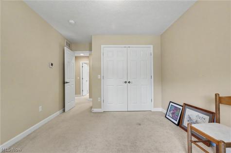 1250 Woodsview Drive Akron OH 44313