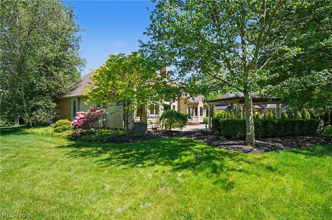 1250 Woodsview Drive Akron OH 44313