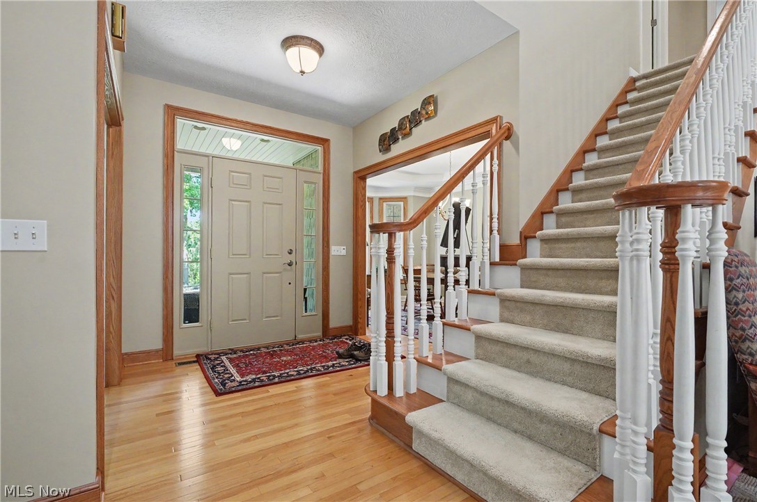 1250 Woodsview Drive Akron OH 44313