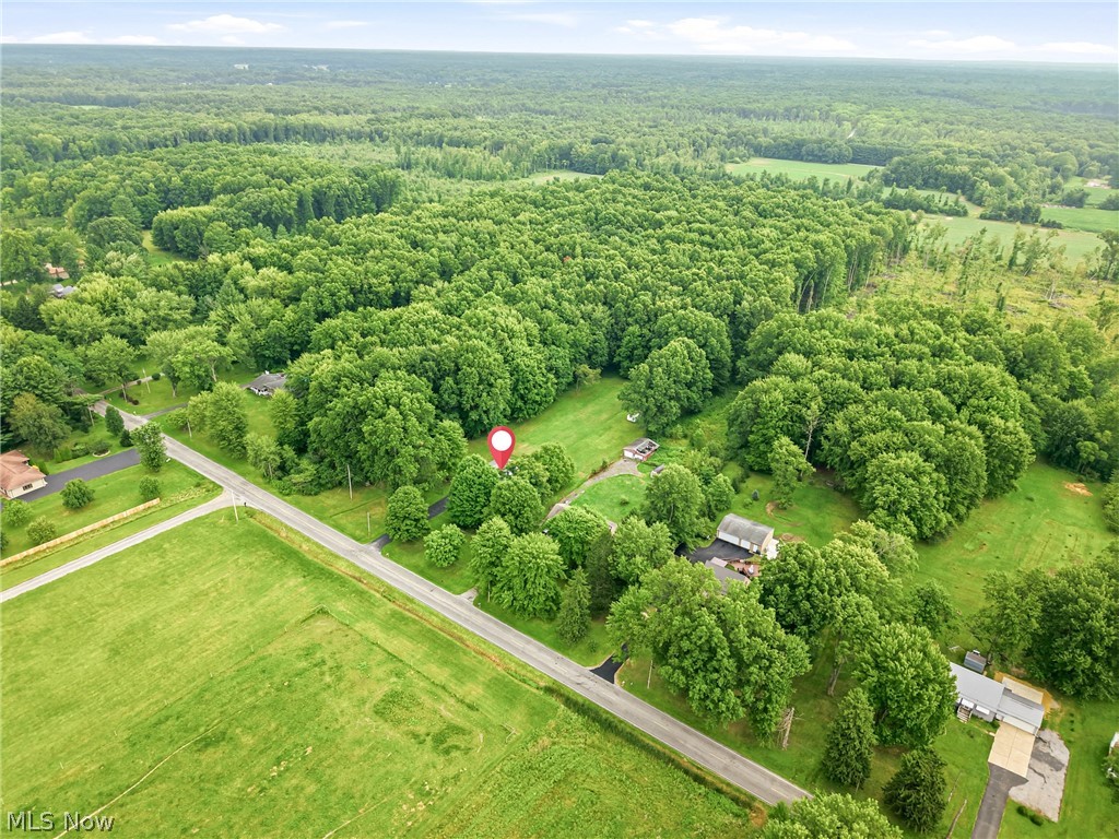 698 Braceville Robinson Road NW Newton Falls OH 44444