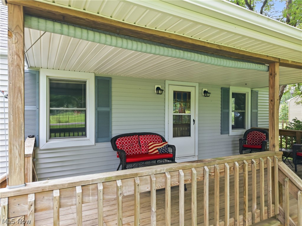 698 Braceville Robinson Road NW Newton Falls OH 44444
