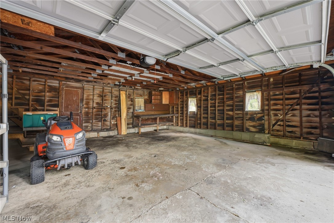 698 Braceville Robinson Road NW Newton Falls OH 44444