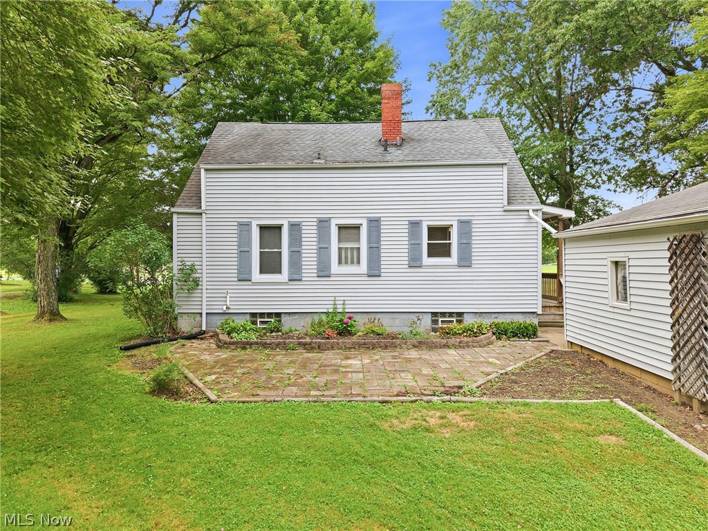 698 Braceville Robinson Road NW Newton Falls OH 44444